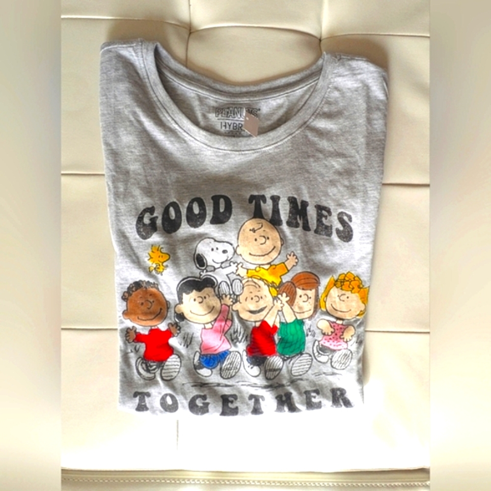 NWT Peanuts Charlie Brown 'Goodtimes "Tee